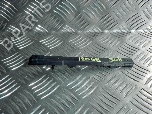 Used Antenna/Base PEUGEOT 308 III (FB_, FH_, FP_, F3_, FM_) PureTech 130 (FPHNSL, FPHNST) (131 hp) 31239461