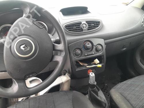 Licence plate light RENAULT CLIO III (BR0/1, CR0/1) 1.5 dCi (C/BR0G, C/BR1G) | BP27920968I40 