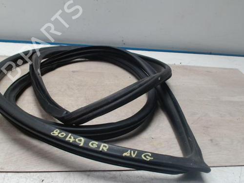 Gummiliste MITSUBISHI GRANDIS (NA_W) 2.0 DI-D (NA8W) (136 hp) 25421278