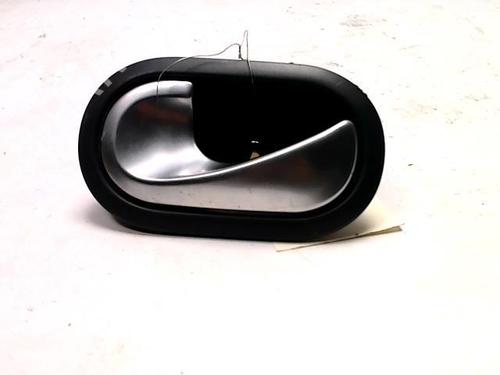 Used Front left interior door handle RENAULT SCÉNIC II (JM0/1_) 1.5 dCi (JM1E, JM16) (106 hp) 25416351