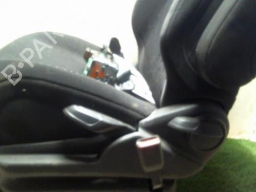 Right front seat CITROËN C4 Grand Picasso I (UA_) 1.6 HDi | BP31223913C16