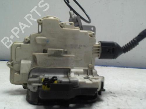Used Front right lock AUDI A4 B7 (8EC) 2.0 TDI 16V (140 hp) 28617099