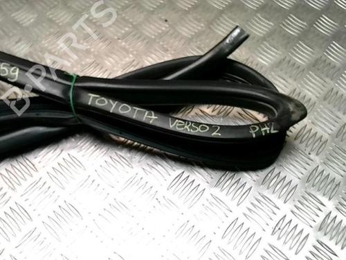 Rubber door seal TOYOTA COROLLA Verso (ZER_, ZZE12_, R1_) 2.2 D-4D (AUR10_, AUR10R) | BP25790723C142 