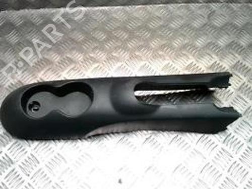 Used Middle console FIAT 500 (312_) 1.2 (312AXA1A) (69 hp) 26397824