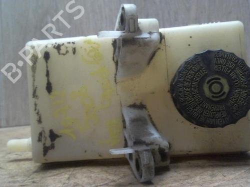 Used Brake master cylinder PEUGEOT 5008 (0U_, 0E_) 2.0 HDi (163 hp) 28685745