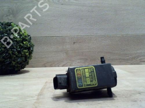 Used Washer pump KIA CARENS I MPV (FC, FJ) 2.0 CRDi (113 hp) 25383692