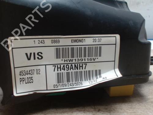 Used Fuse box PEUGEOT 208 I (CA_, CC_) 1.2 THP 110 (110 hp) 28001369