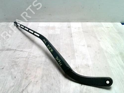 Used Front windshield wiper arm PEUGEOT 307 CC (3B) 2.0 HDi 135 (136 hp) 25420194