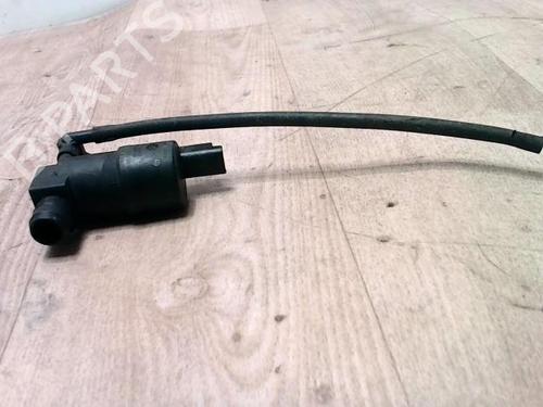 Used Washer pump RENAULT ZOE (BFM_) ZOE (88 hp) 31239611