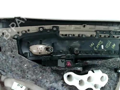 Front left panel RENAULT GRAND SCÉNIC III (JZ0/1_) 2.0 dCi (JZ0L) | BP28055113C58 