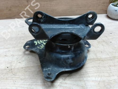 engine-mount-renault-megane-ii-saloon-lm01_-2003-31238149 main image