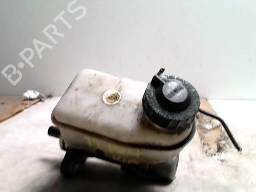 Used Brake master cylinder KIA SORENTO I (JC) 2.5 CRDi 4WD (140 hp) 25428772