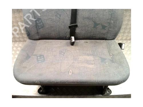 Right front seat RENAULT TRAFIC II Van (FL) 2.5 dCi 135 (FL0D) | BP25431432C16 