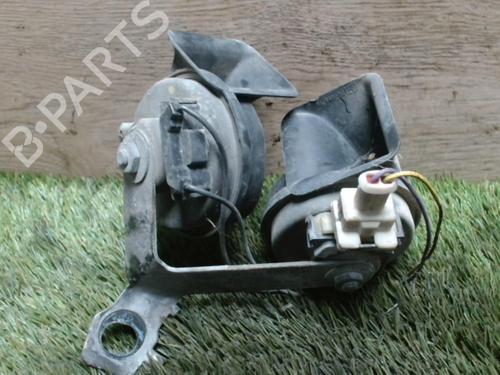 Horn CITROËN C4 I (LC_) 1.6 HDi (109 hp) 31223696