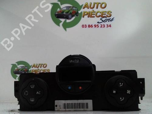 Used Climate control Climate control RENAULT MEGANE II (BM0/1_, CM0/1_) 1.5 dCi (BM0F, BM0T, BM2B, CM0F, CM0T) (82 hp) 25496584 25496584