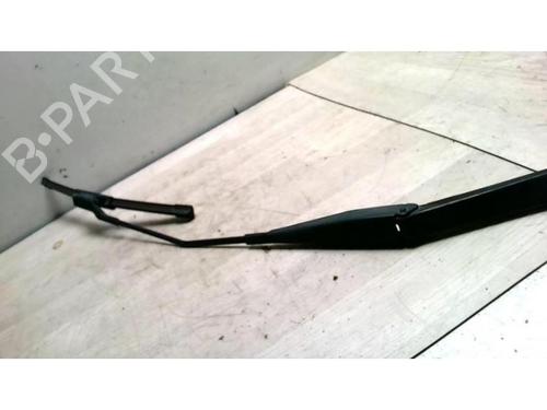 Front windshield wiper arm FORD FIESTA VI (CB1, CCN) 1.4 TDCi | BP25423590C143 