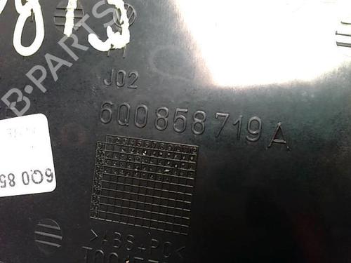 Altro VW POLO IV (9N_, 9A_) 1.4 16V (75 hp) 31220590