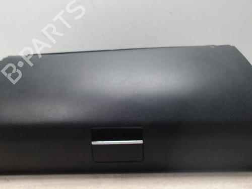 Used Glove box MERCEDES-BENZ B-CLASS Sports Tourer (W245) B 180 CDI (245.207) (109 hp) 28122436