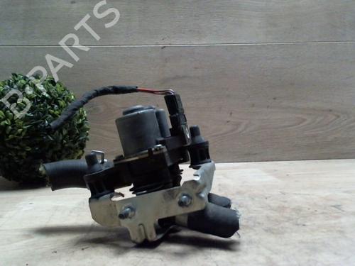 Used Auxiliary water pump MERCEDES-BENZ E-CLASS (W210) E 290 Turbo-D (210.017) (129 hp) 25414001
