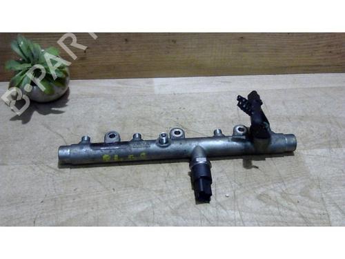 Used Injection rail CITROËN XSARA PICASSO (N68) 2.0 HDi (90 hp) 25402102