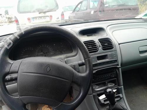 Left mirror RENAULT LAGUNA I (B56_, 556_) 2.2 dT (B569) | BP28364225C26 