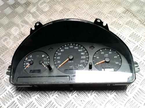 Used Instrument cluster MERCEDES-BENZ M-CLASS (W163) ML 270 CDI (163.113) (163 hp) 31227014