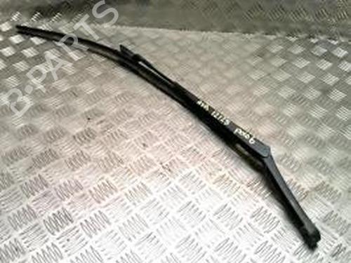 Used Front windshield wiper arm VW POLO VI (AW1, BZ1, AE1) 1.0 MPi (80 hp) 30661490