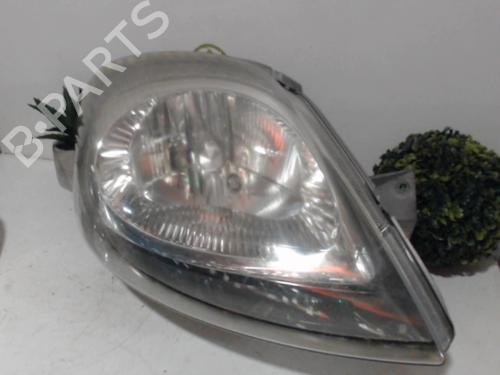 Used Right headlight RENAULT TRAFIC II Van (FL) 2.5 dCi 135 (FL0D) (135 hp) 25395597
