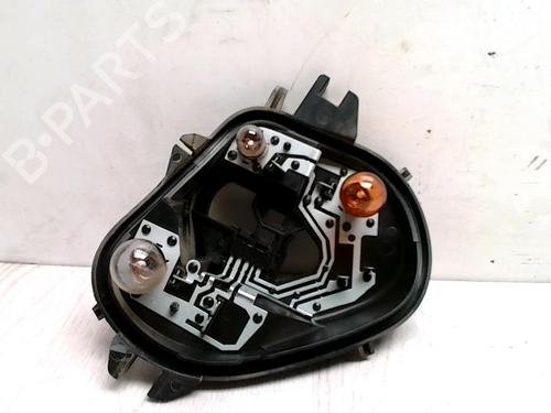 Nummerpladelys PEUGEOT 208 I (CA_, CC_) 1.2 VTI 82 (82 hp) 28361309