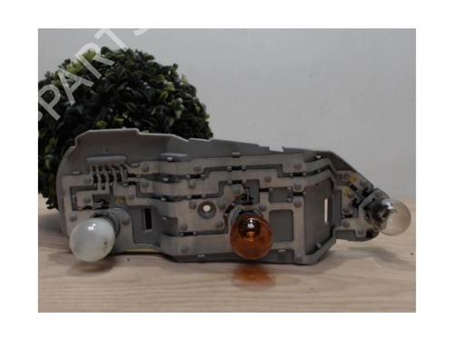 Licence plate light TOYOTA COROLLA Verso (ZER_, ZZE12_, R1_) 2.2 D-4D (AUR10_, AUR10R) | BP25412132I40 