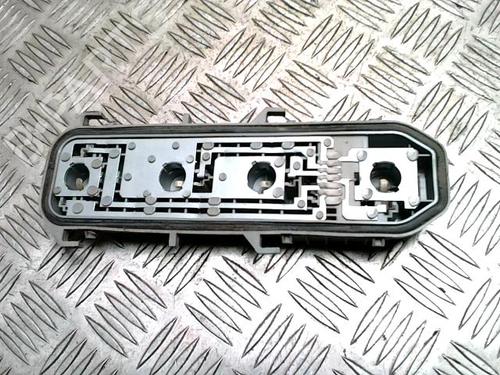 Used Licence plate light Licence plate light RENAULT CLIO II (BB_, CB_) 1.6 16V (BB01, BB0H, BB0T, BB14, BB1D, BB1R, BB2KL, BB3G... (107 hp) 33266433 33266433