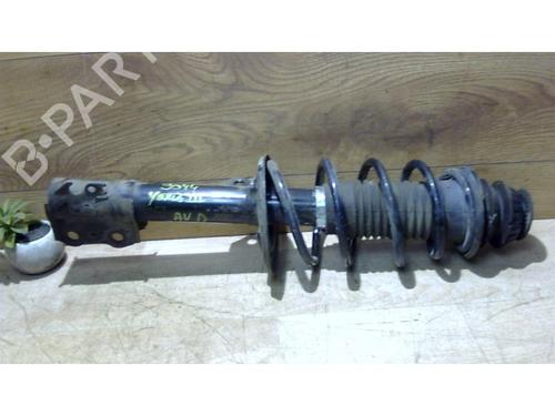 Used Right front shock absorber TOYOTA YARIS (_P13_) 1.4 D (NLP130_, NLP130) (90 hp) 25401960