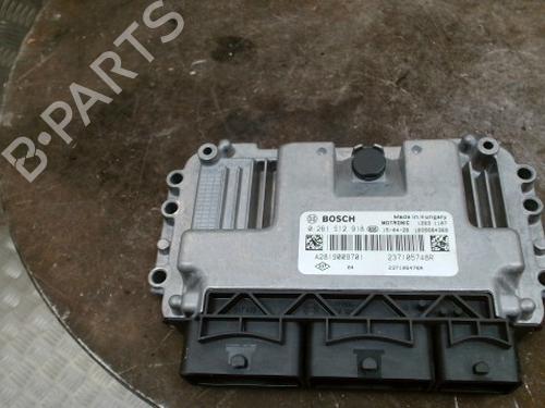 Centralita motor Centralita motor RENAULT TWINGO III (BCM_, BCA_) 1.0 SCe 70 (71 hp) 33906970 33906970