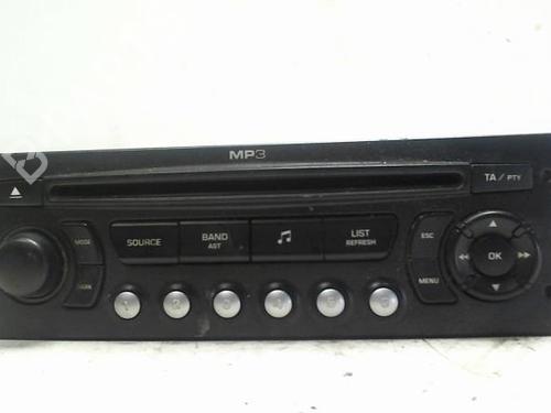 Radio CITROËN C3 Picasso (SH_) 1.4 VTi 95 (SH8FSC, SH8FP0, SH8FP6) (95 hp) 31235770