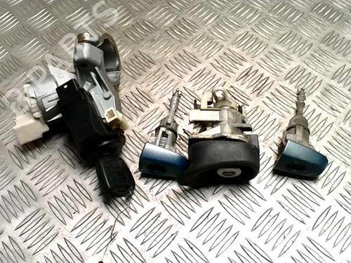 Used Ignition barrel TOYOTA YARIS (_P9_) 1.4 D-4D (NLP90_, NLP90R) (90 hp) 31257347