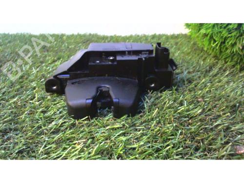 Used Tailgate lock PEUGEOT 308 I (4A_, 4C_) 1.6 HDi (92 hp) 25395876