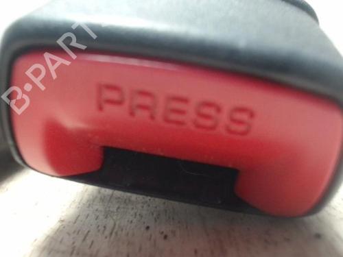 Used Seat buckle TOYOTA YARIS (_P13_) 1.4 D (NLP130_, NLP130) (90 hp) 27673511