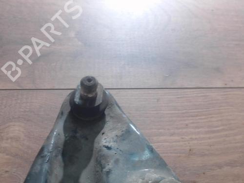 Used Right front suspension arm DACIA SANDERO 1.2 16V (75 hp) 25402555