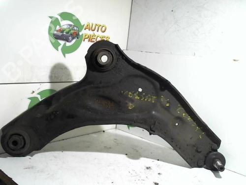 Used Right front suspension arm RENAULT VEL SATIS (BJ0_) 3.0 dCi (BJ0S) (181 hp) 25399560