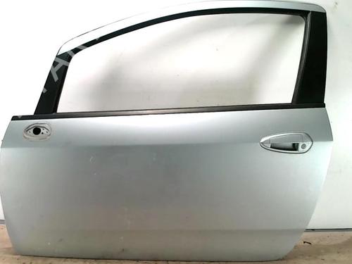 Used Left front door FIAT GRANDE PUNTO (199_) 1.3 D Multijet (75 hp) 31220730