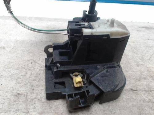 Front left lock RENAULT CLIO II Hatchback Van (SB0/1/2_) 1.5 dCi (SB07) | BP28017099C98 