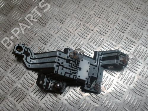 Used Licence plate light PEUGEOT 407 (6D_) 2.0 HDi 135 (6DRHRH, 6DRHRE, 6DRHRG, 6DRHRJ) (136 hp) 31992274