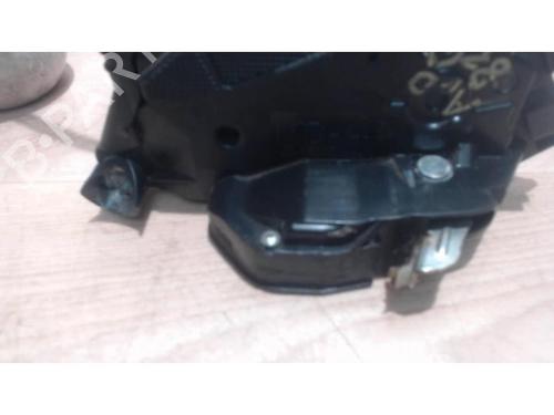 Front right lock TOYOTA YARIS (_P9_) 1.0 VVT-i (KSP90_, KSP90R) | BP25385460C97 