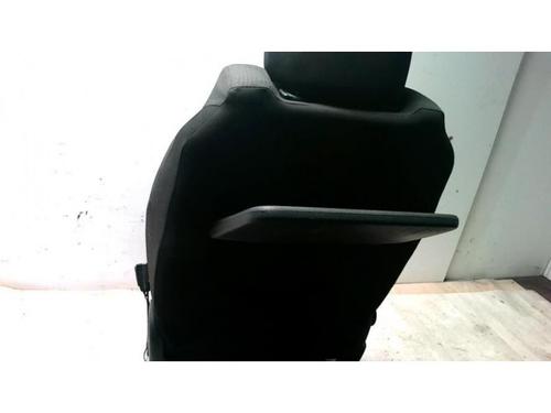 Right front seat PEUGEOT 5008 (0U_, 0E_) 1.6 HDi | BP25422995C16 