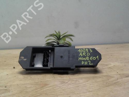 Used Licence plate light FORD MONDEO II Turnier (BNP) 1.8 TD (90 hp) 31226168