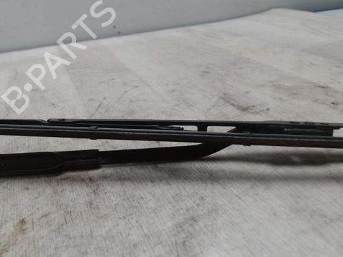 Used Front windshield wiper arm RENAULT SCÉNIC I MPV (JA0/1_, FA0_) 1.9 dCi (JA05, JA1F) (102 hp) 27817596