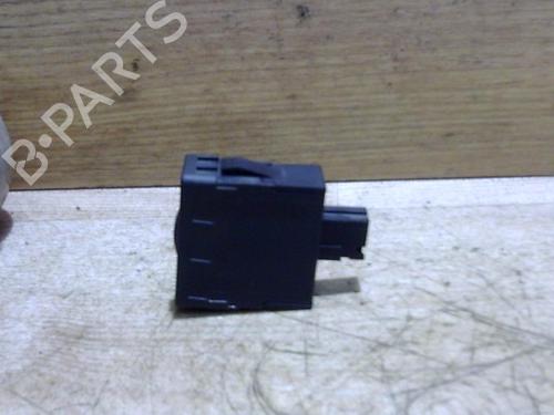 Used Switch PEUGEOT 308 I (4A_, 4C_) 1.6 HDi (90 hp) 25401904