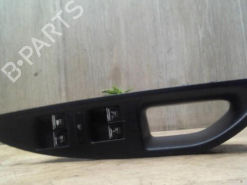 Used Left front window switch SEAT ALTEA (5P1) 2.0 TDI 16V (140 hp) 31232261