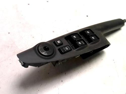 Used Left front window switch HYUNDAI TUCSON (JM) 2.0 CRDi (136 hp) 25416607