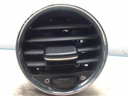 Air vent PEUGEOT 308 I (4A_, 4C_) 1.6 THP 16V | BP25422206I21 